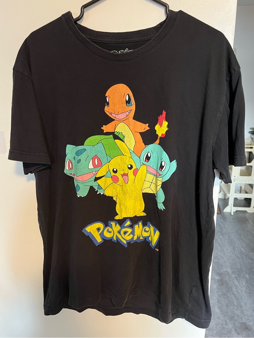 2015 Pokémon Men’s Tshirt 20th Anniversary (1995-2015) Size Extra Large Nintendo